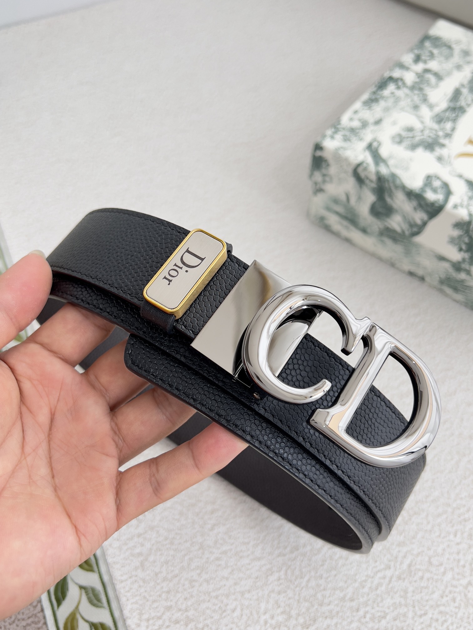 Dior belt