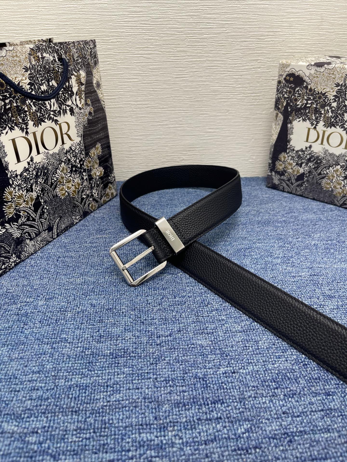 Dior belt