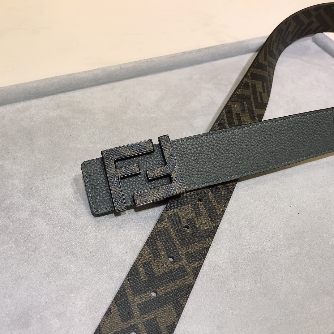 Fendi belt