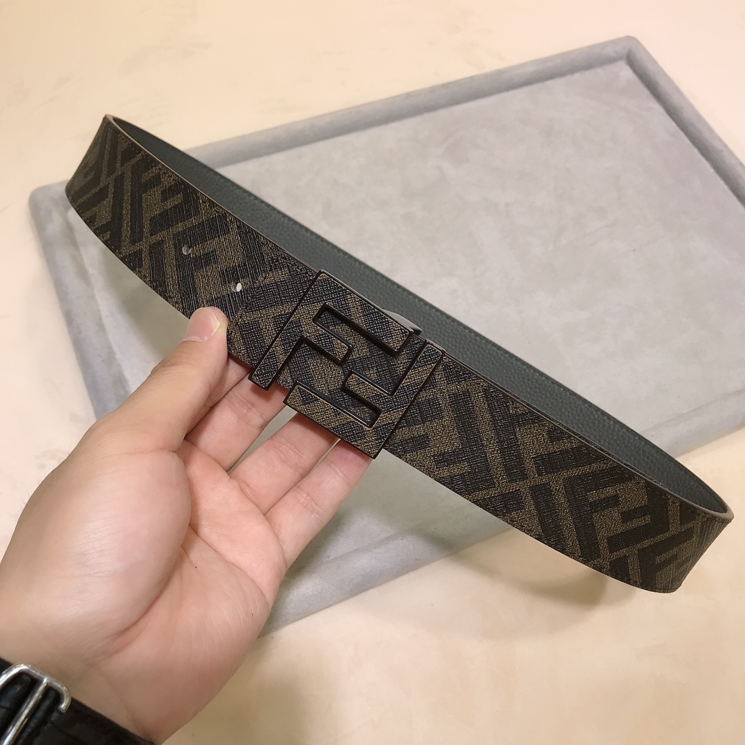 Fendi belt