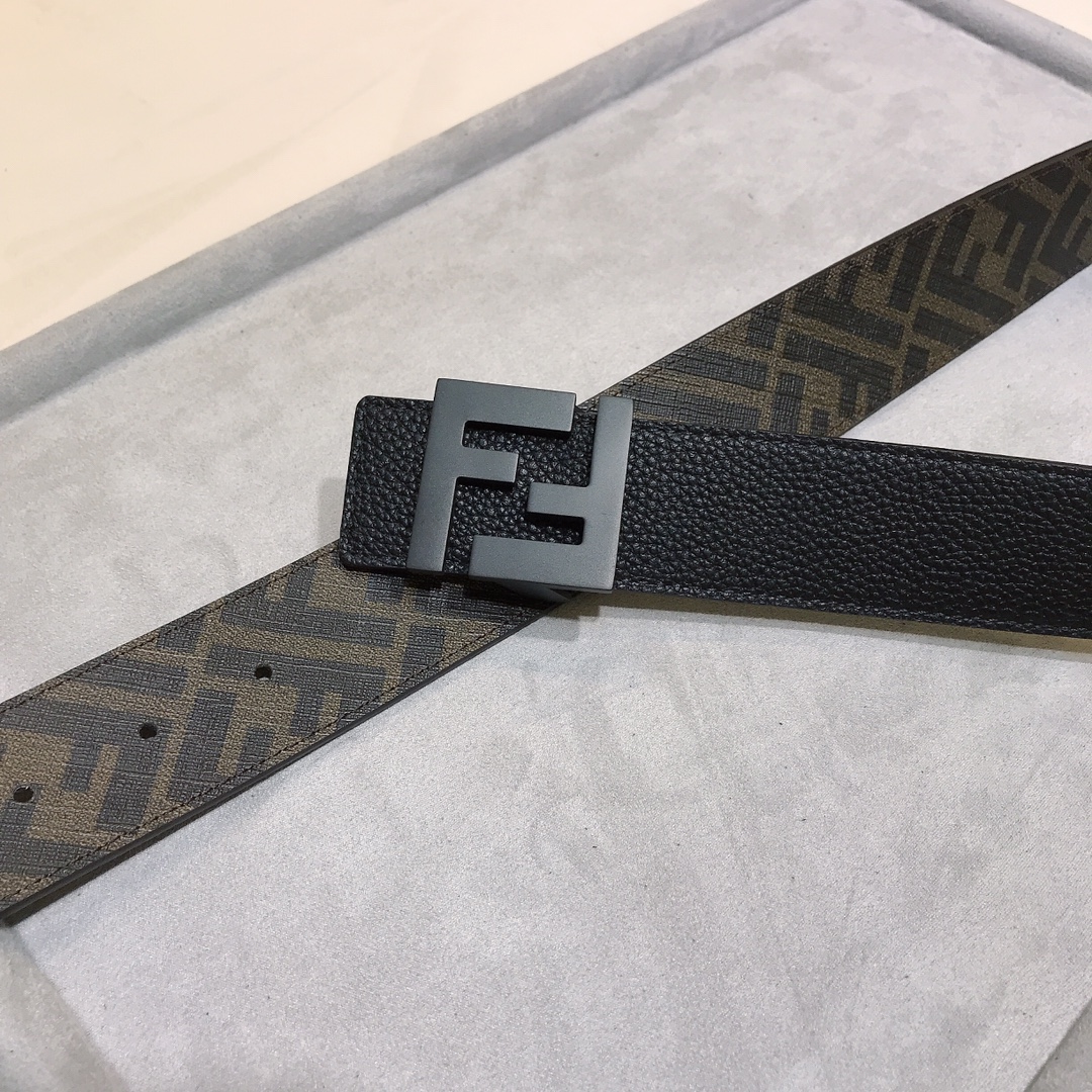 Fendi belt