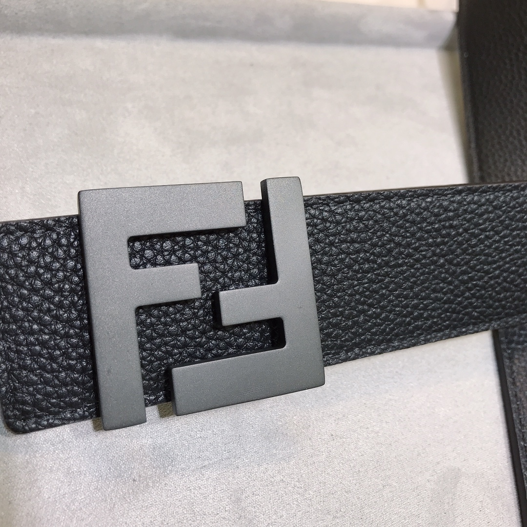 Fendi belt