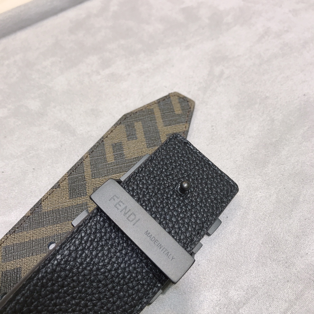 Fendi belt
