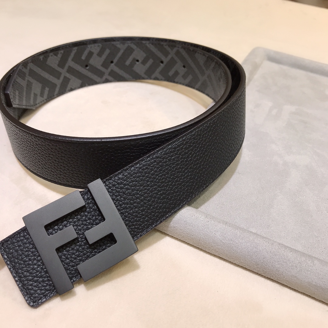 Fendi belt