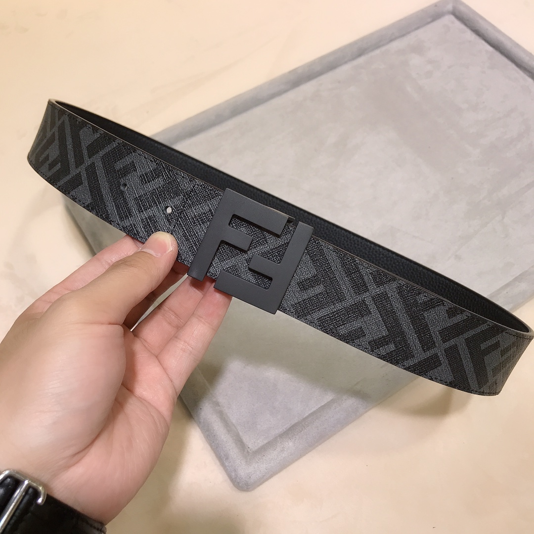 Fendi belt
