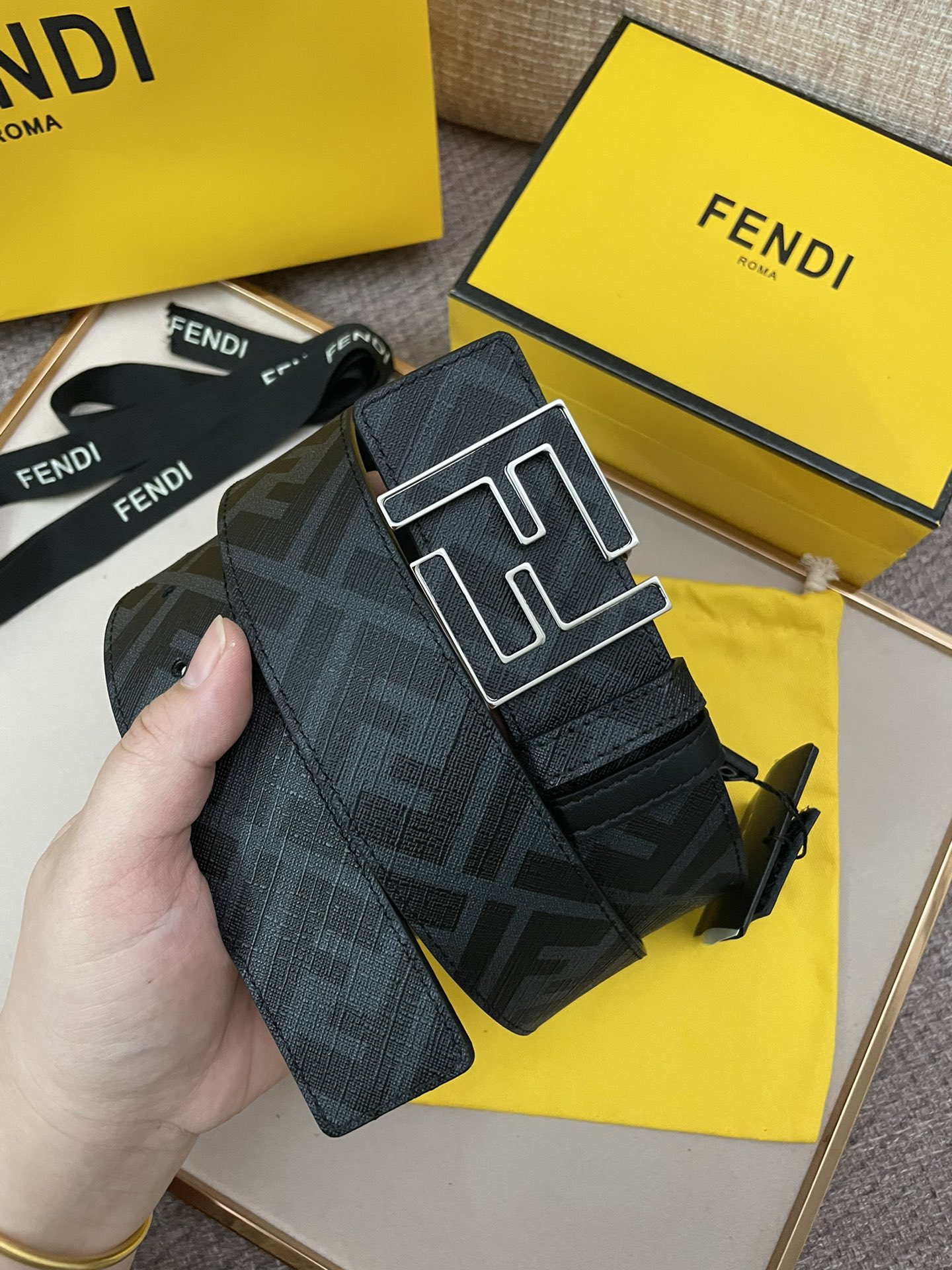 Fendi belt