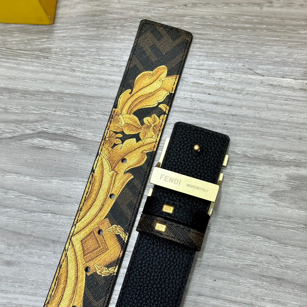 Fendi belt