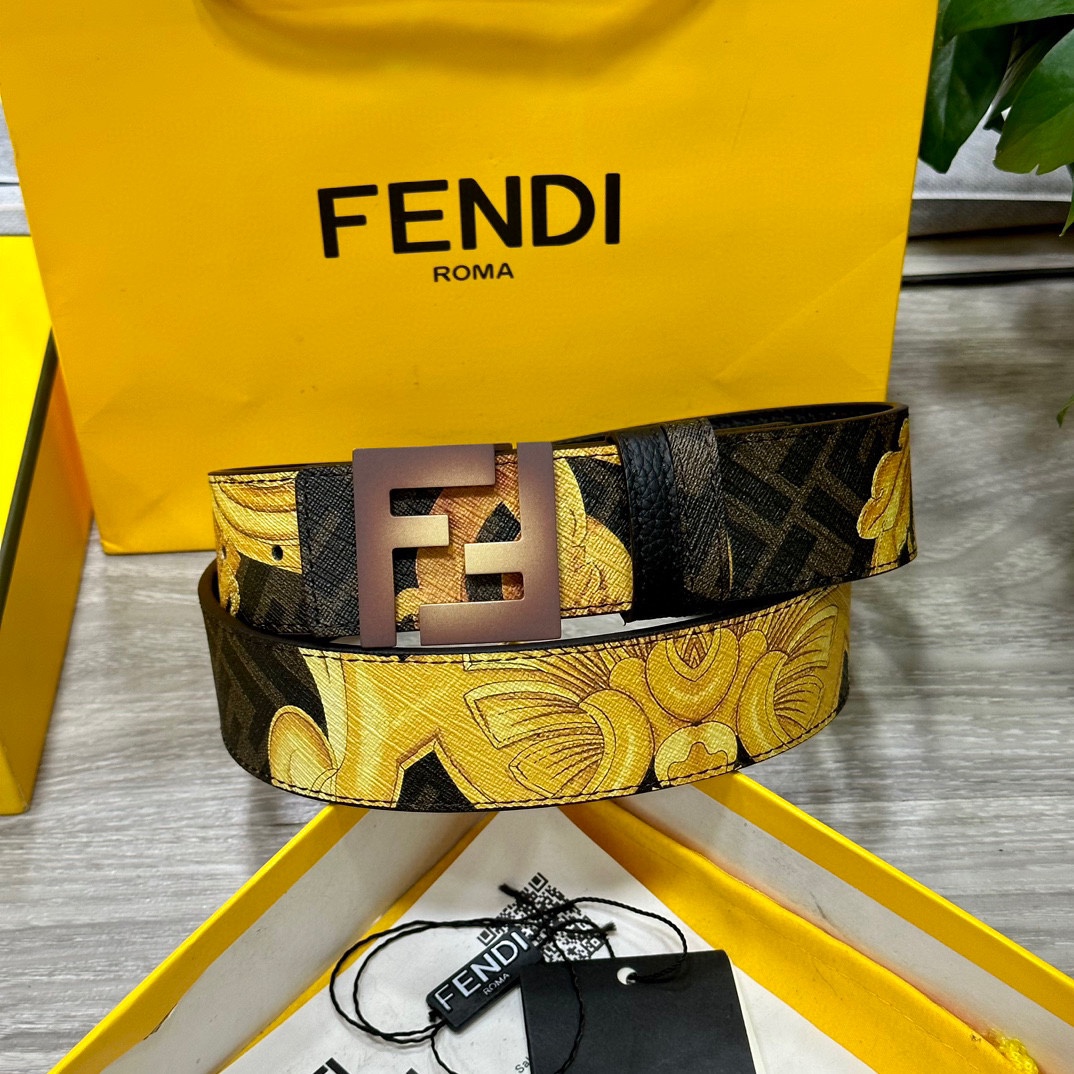 Fendi belt