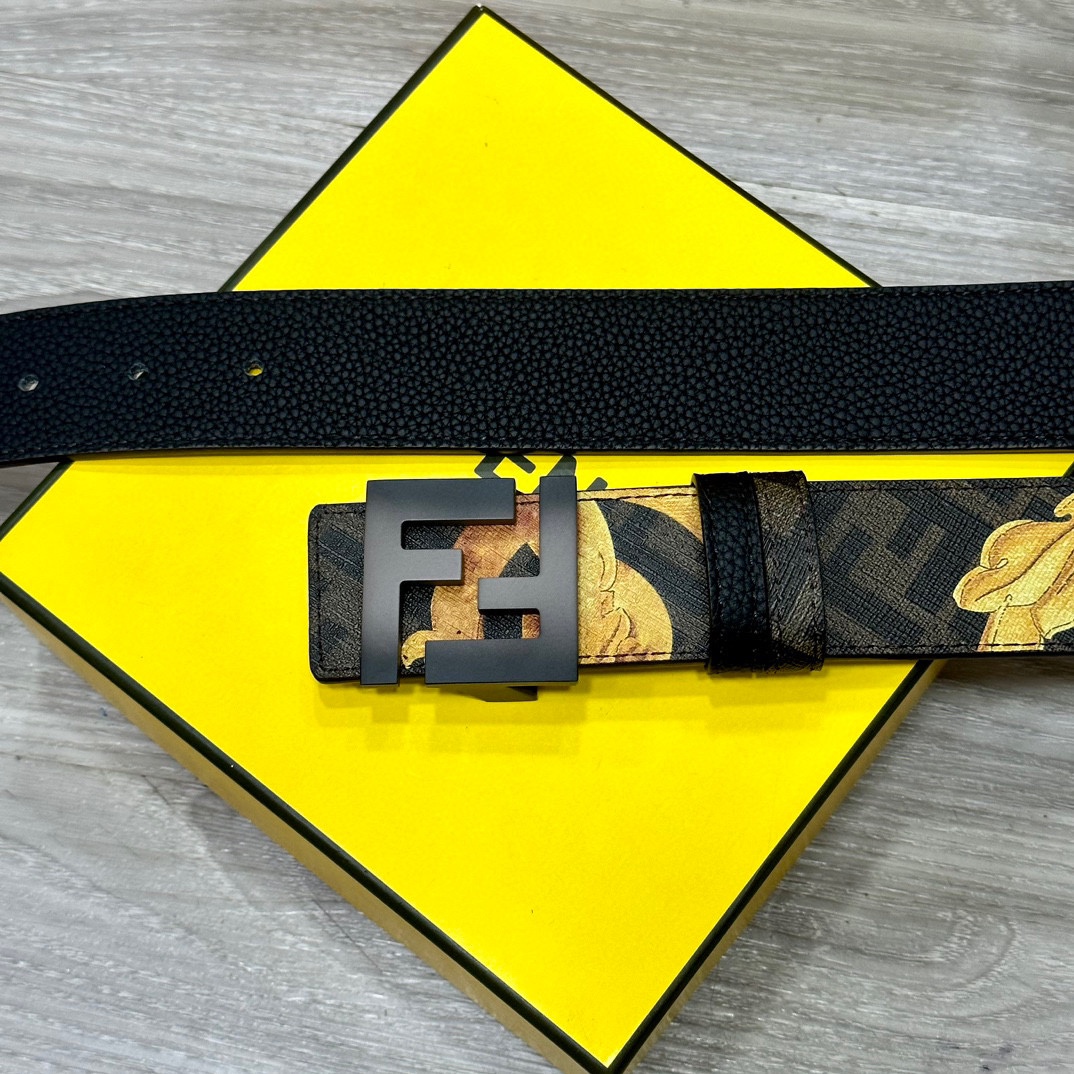 Fendi belt
