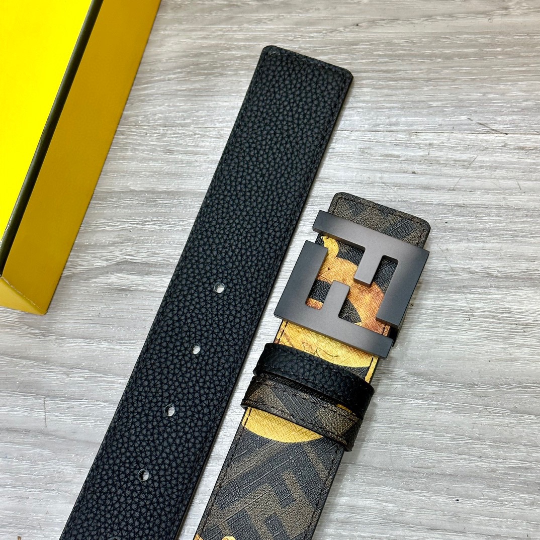 Fendi belt