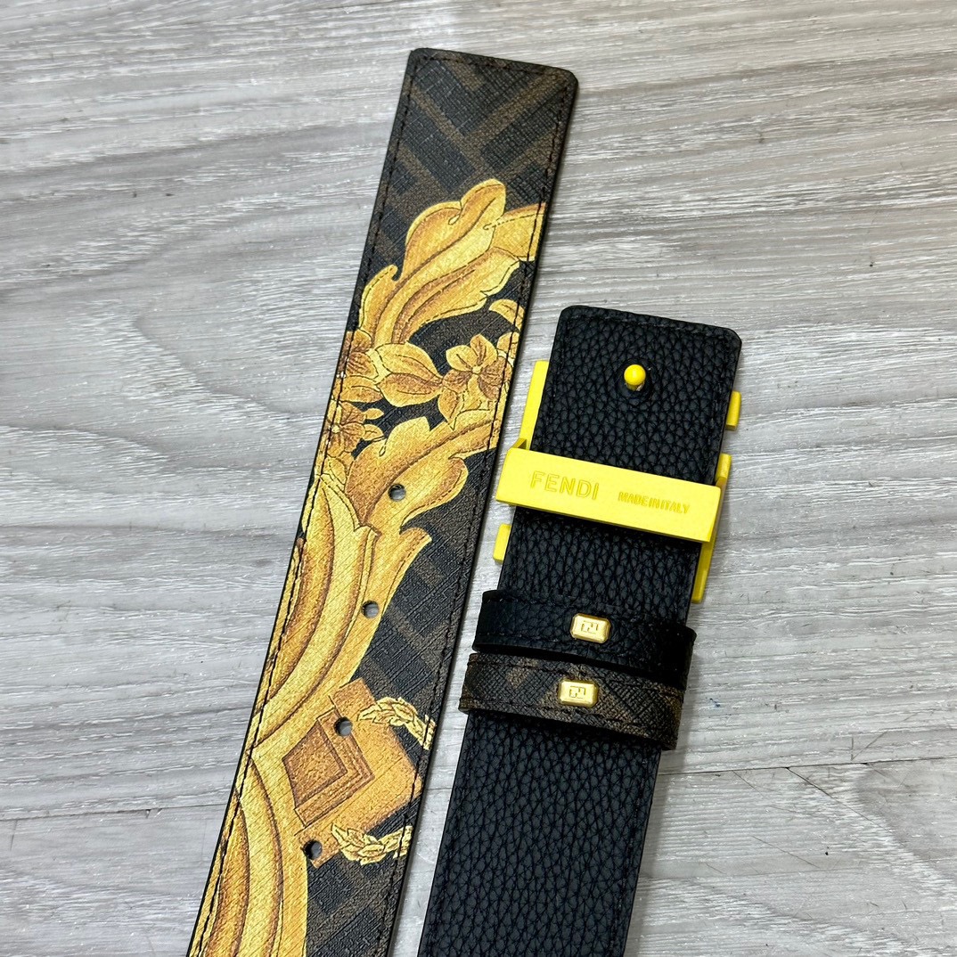 Fendi belt