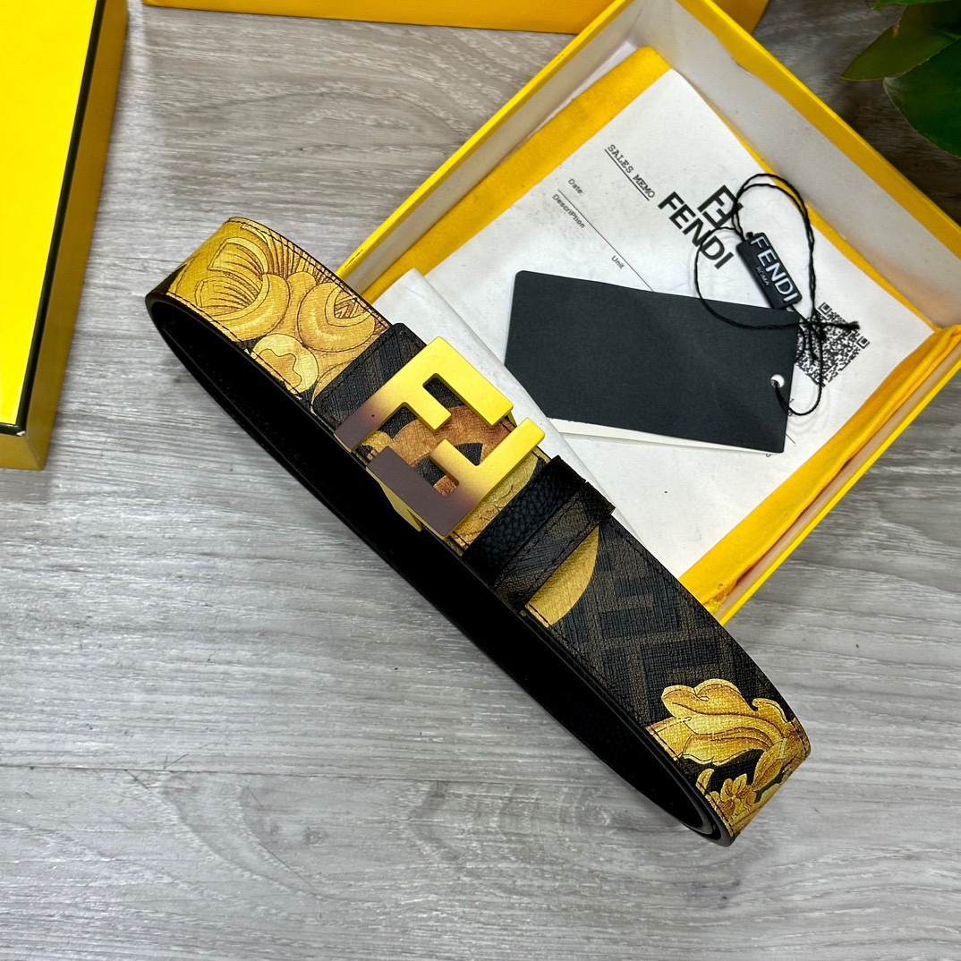 Fendi belt
