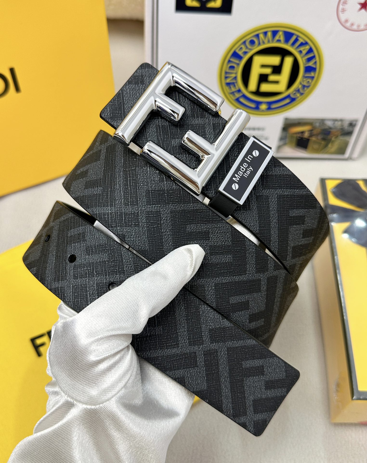 Fendi belt