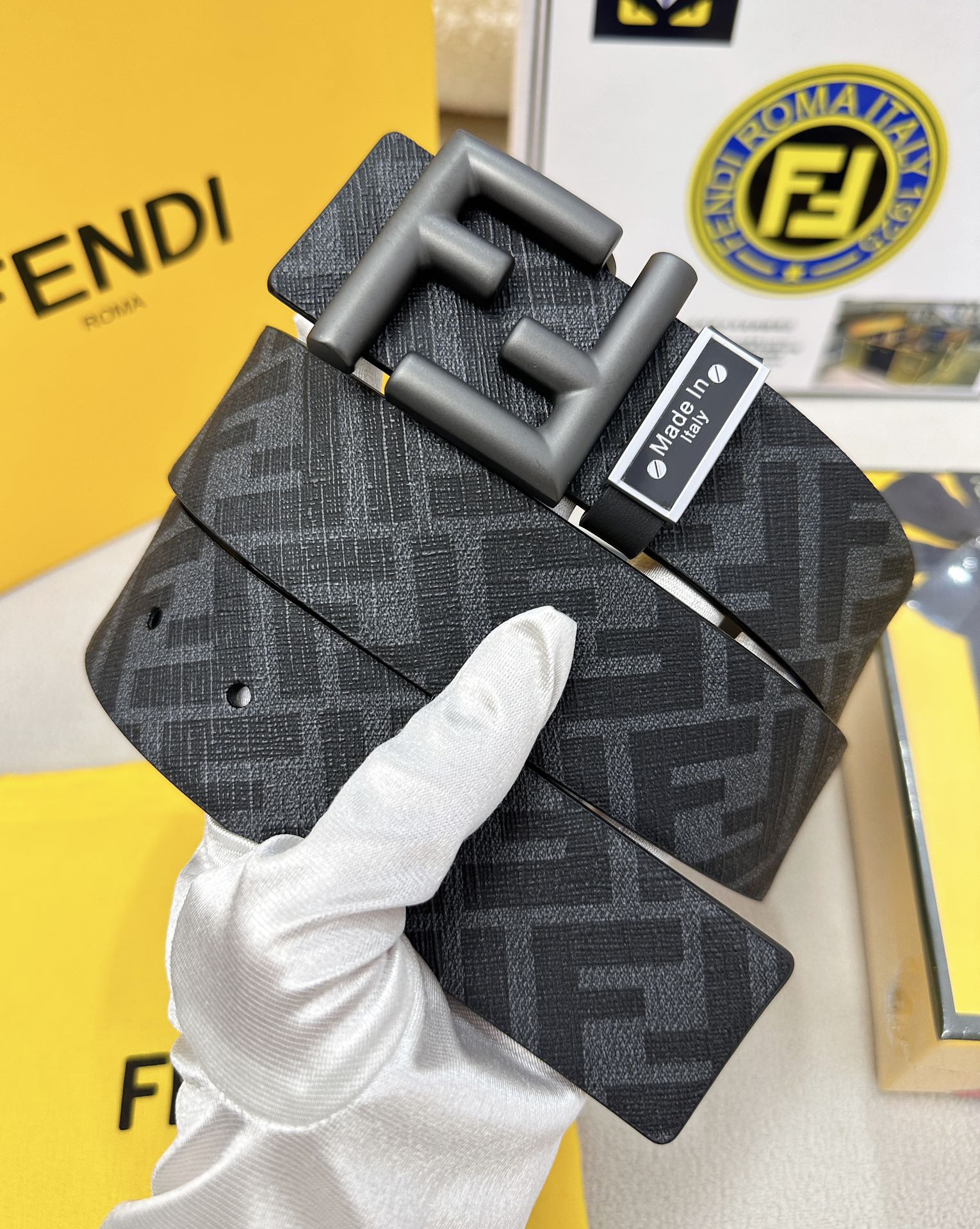 Fendi belt