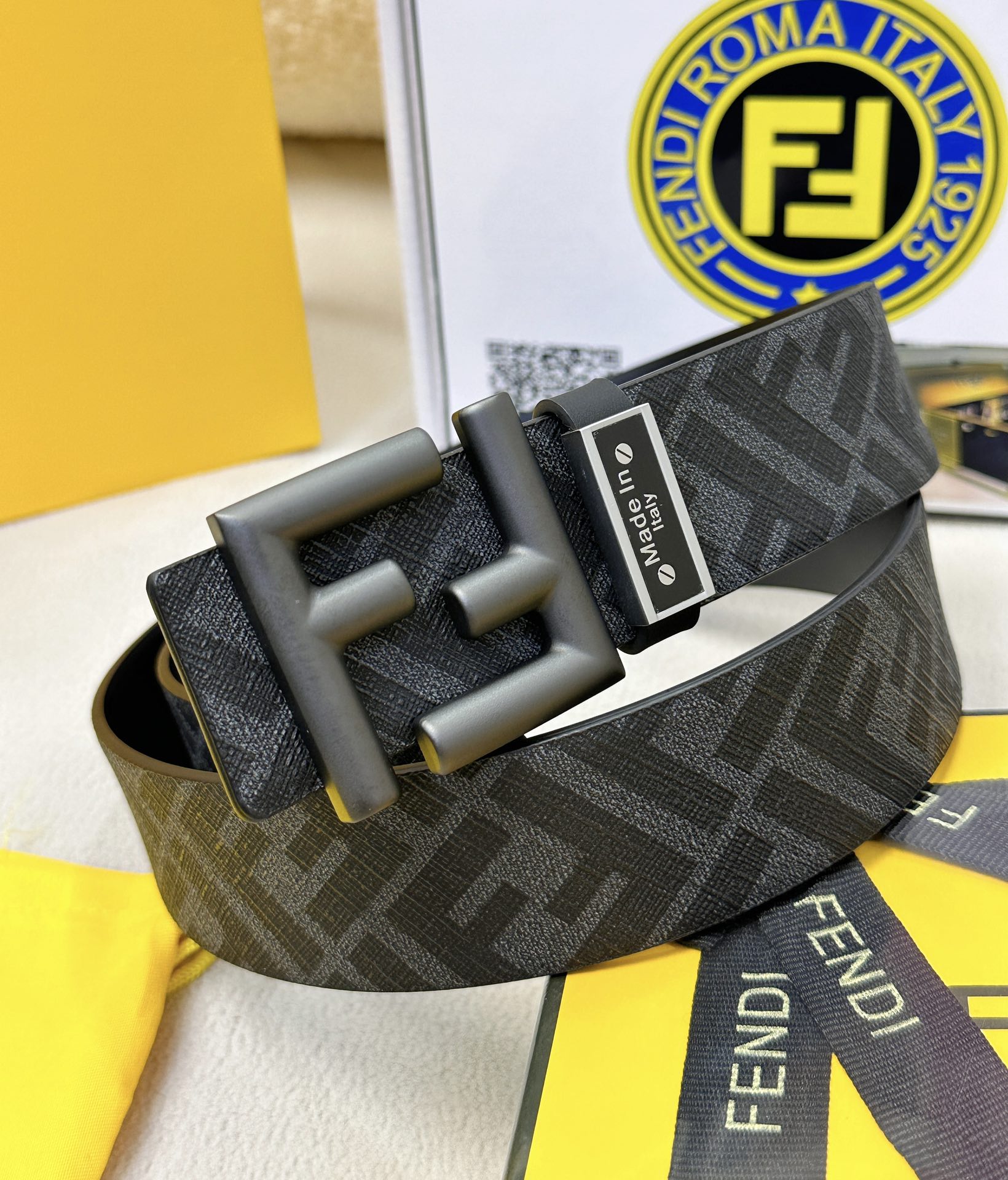 Fendi belt