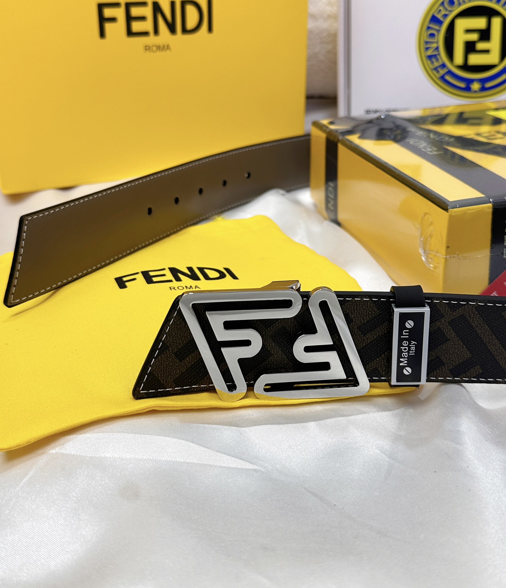Fendi belt
