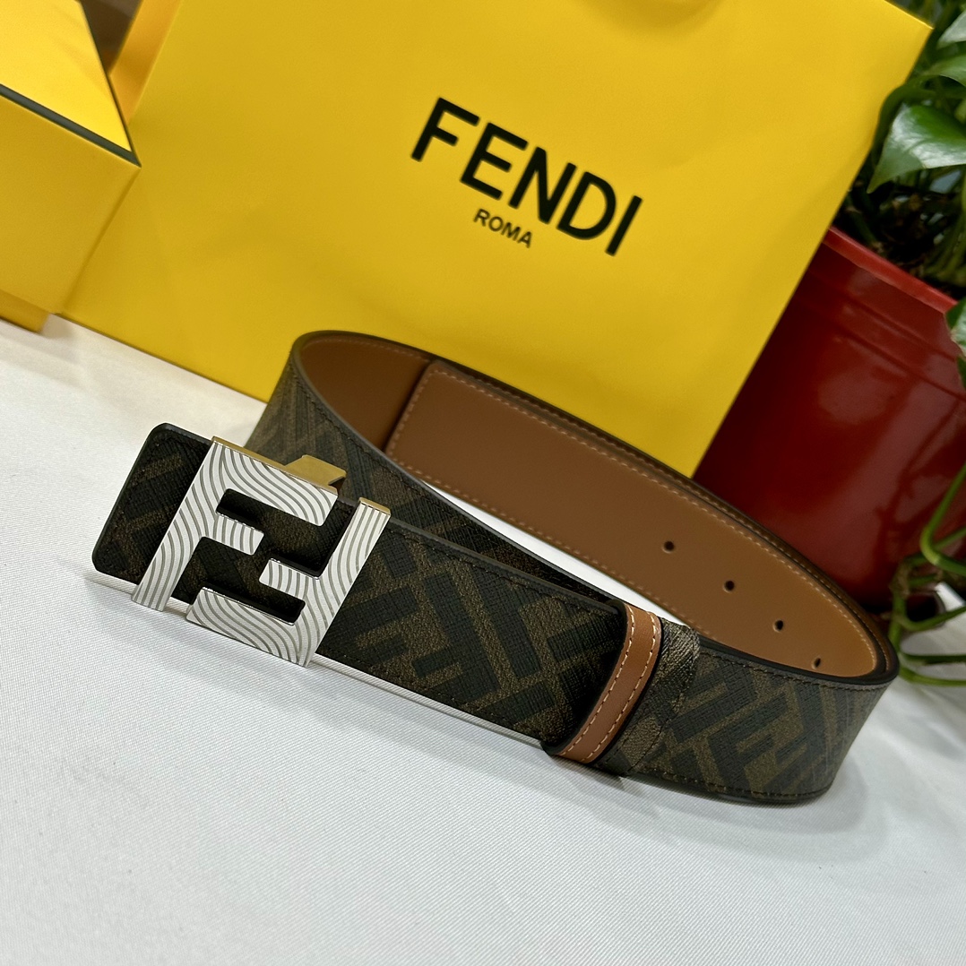 Fendi belt