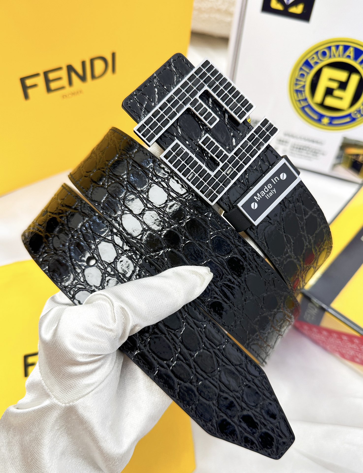 Fendi belt
