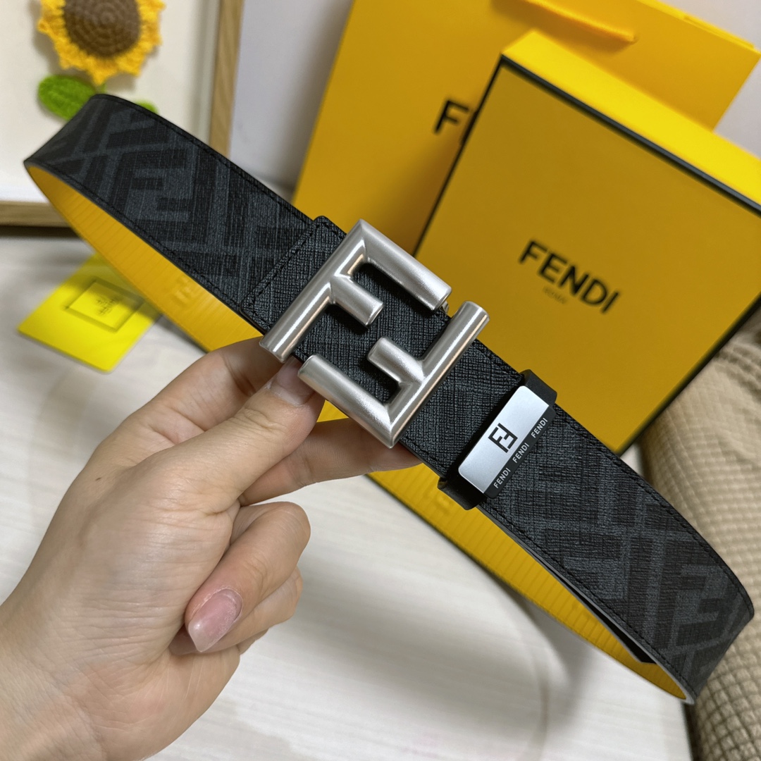 Fendi belt
