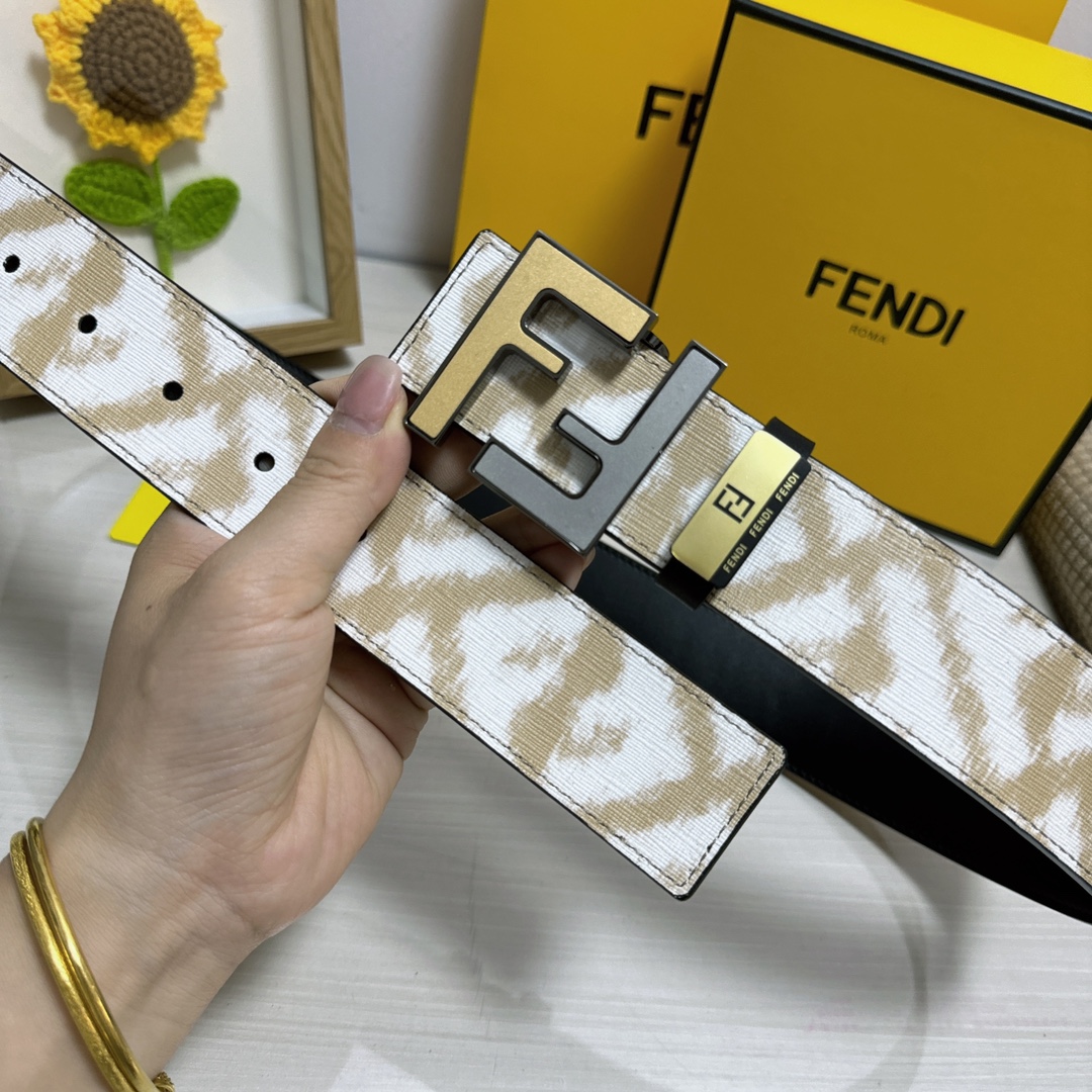 Fendi belt