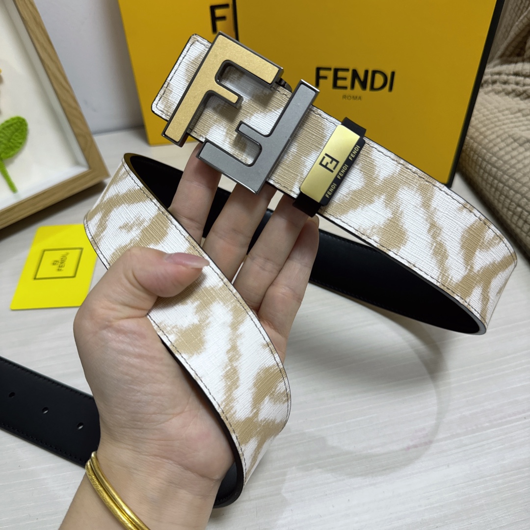 Fendi belt