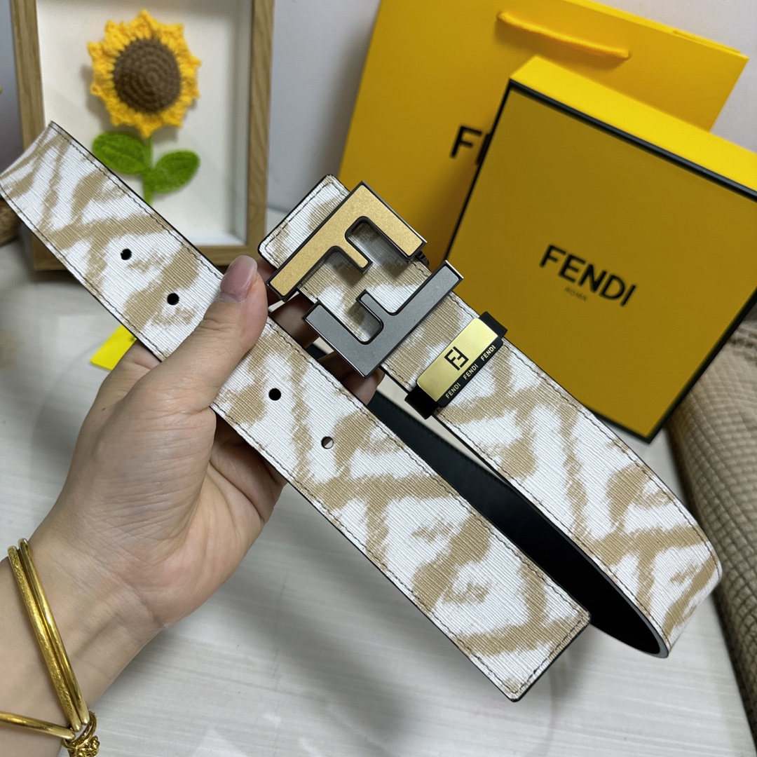 Fendi belt