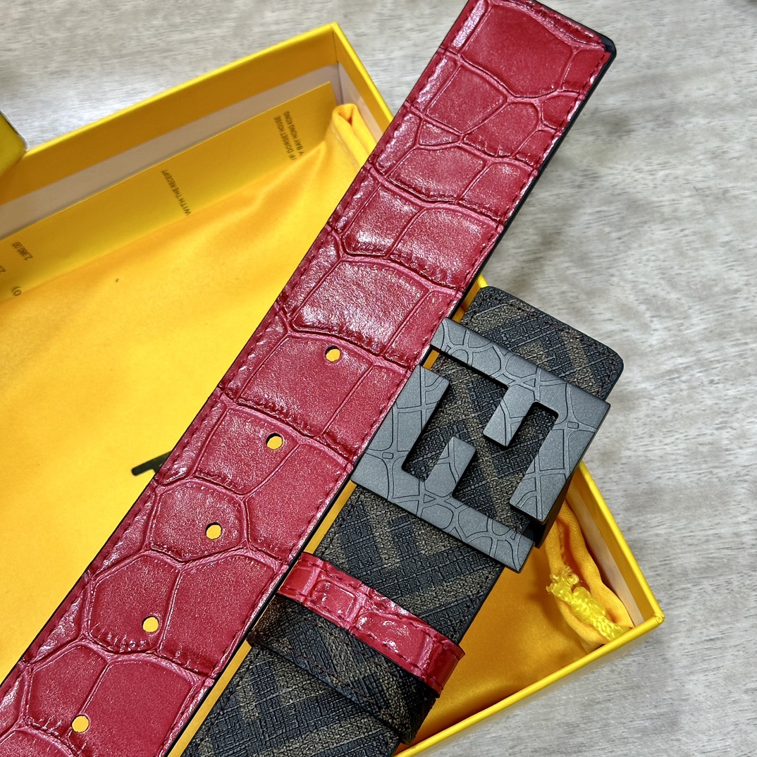 Fendi belt
