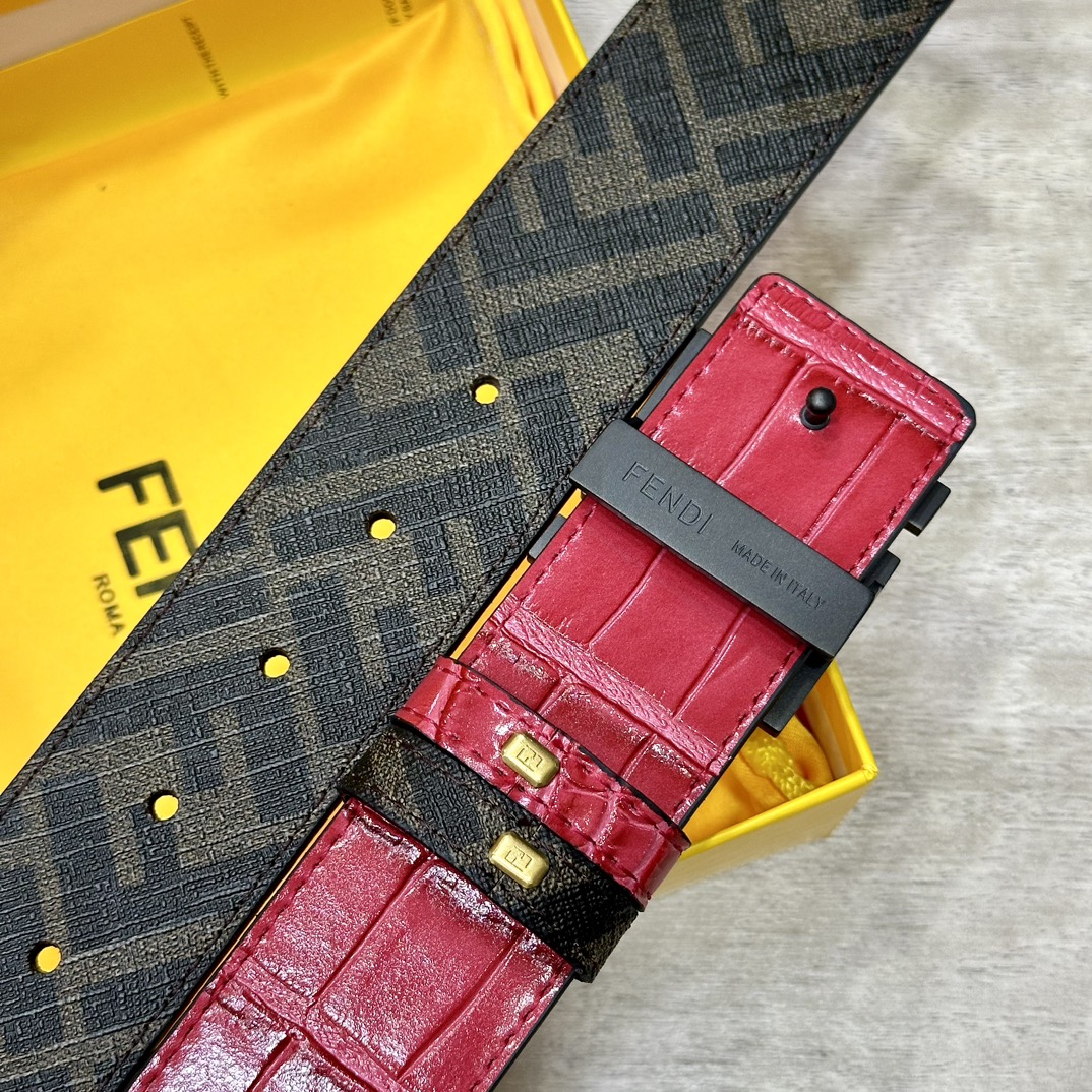 Fendi belt