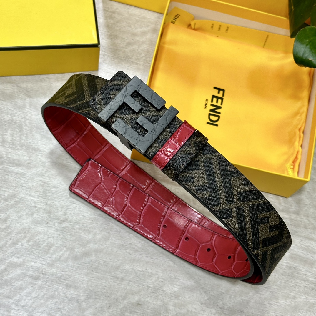 Fendi belt