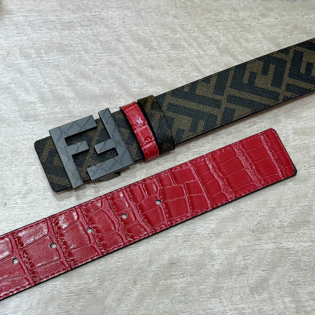 Fendi belt