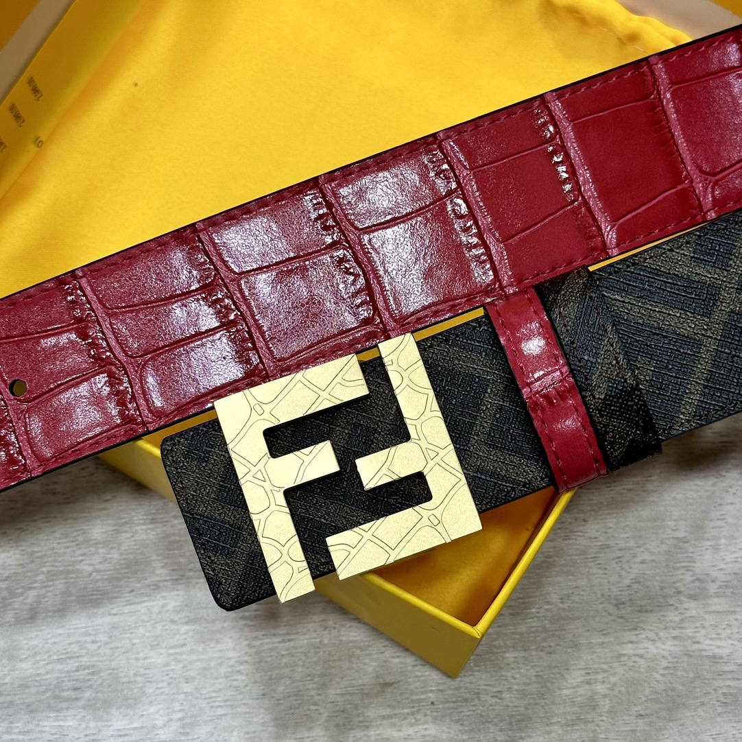 Fendi belt
