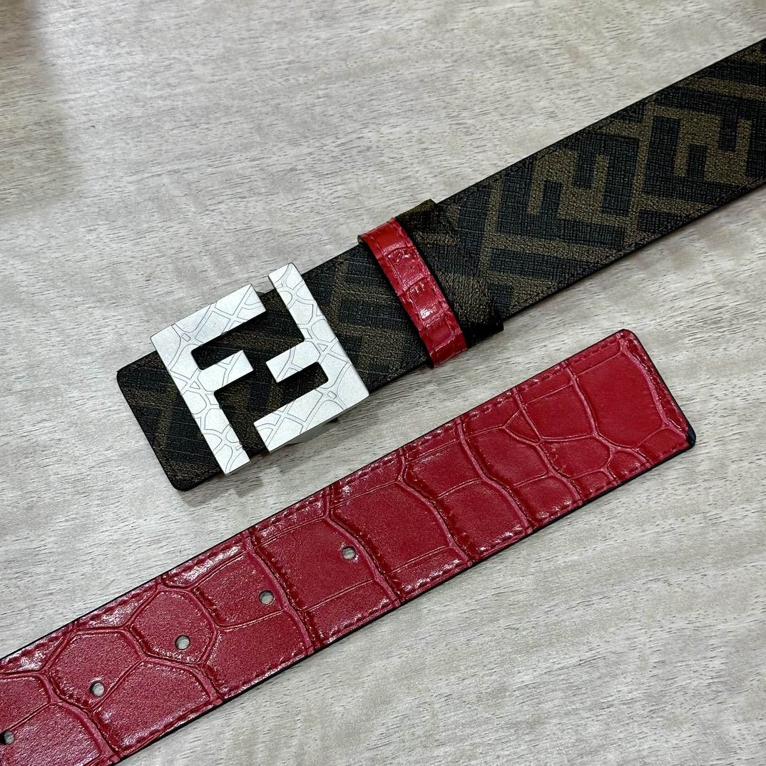 Fendi belt
