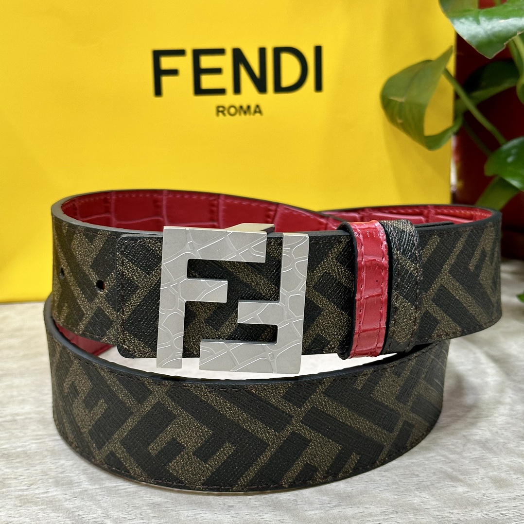 Fendi belt