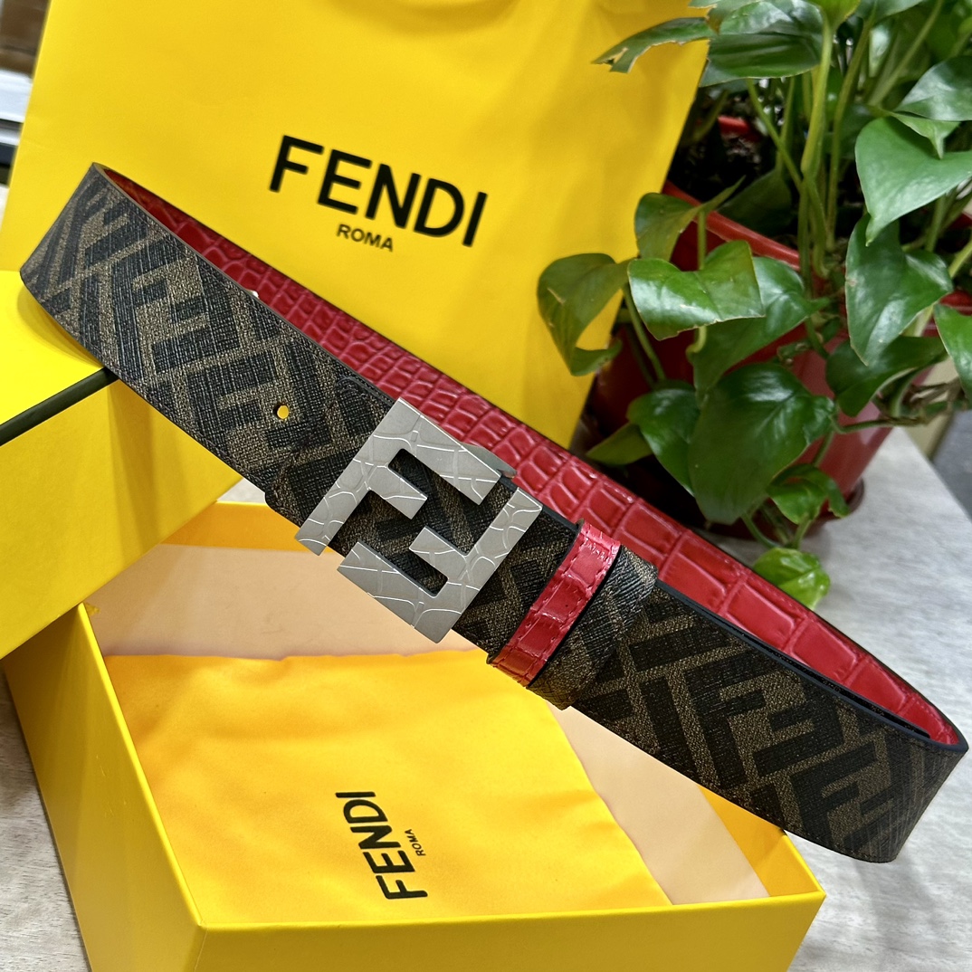 Fendi belt