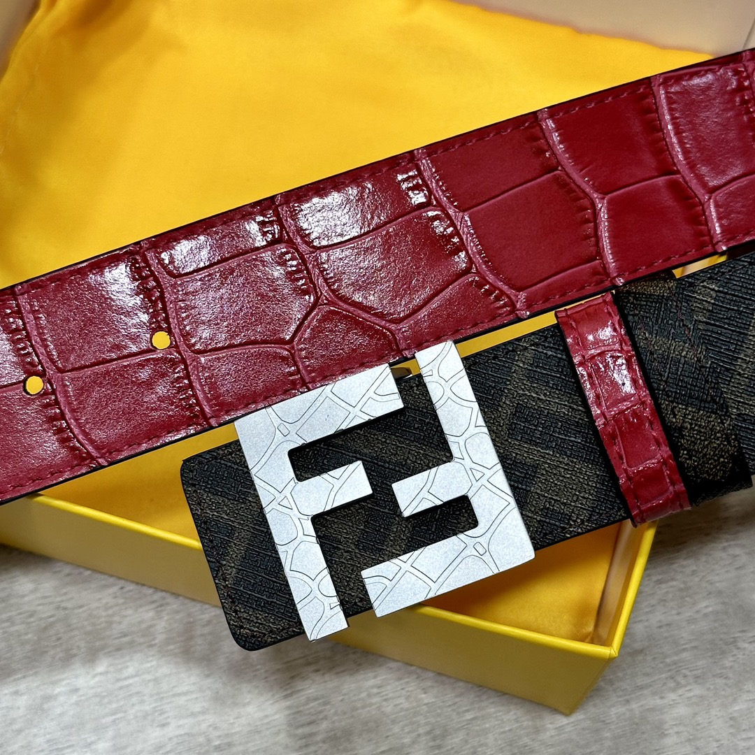 Fendi belt
