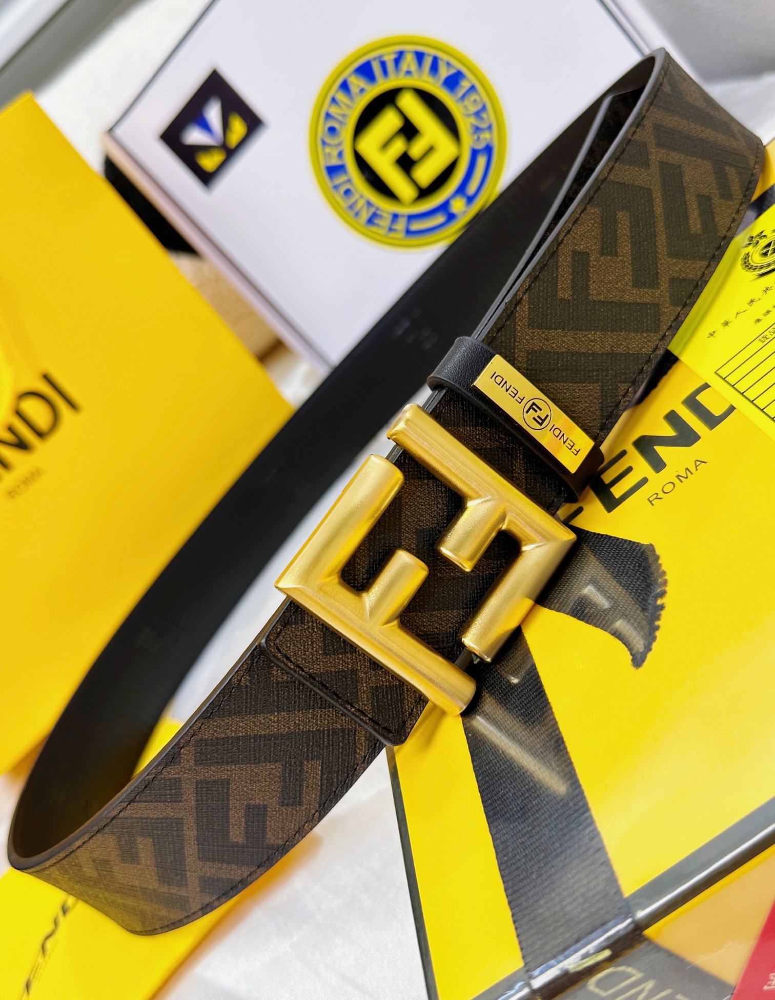 Fendi belt