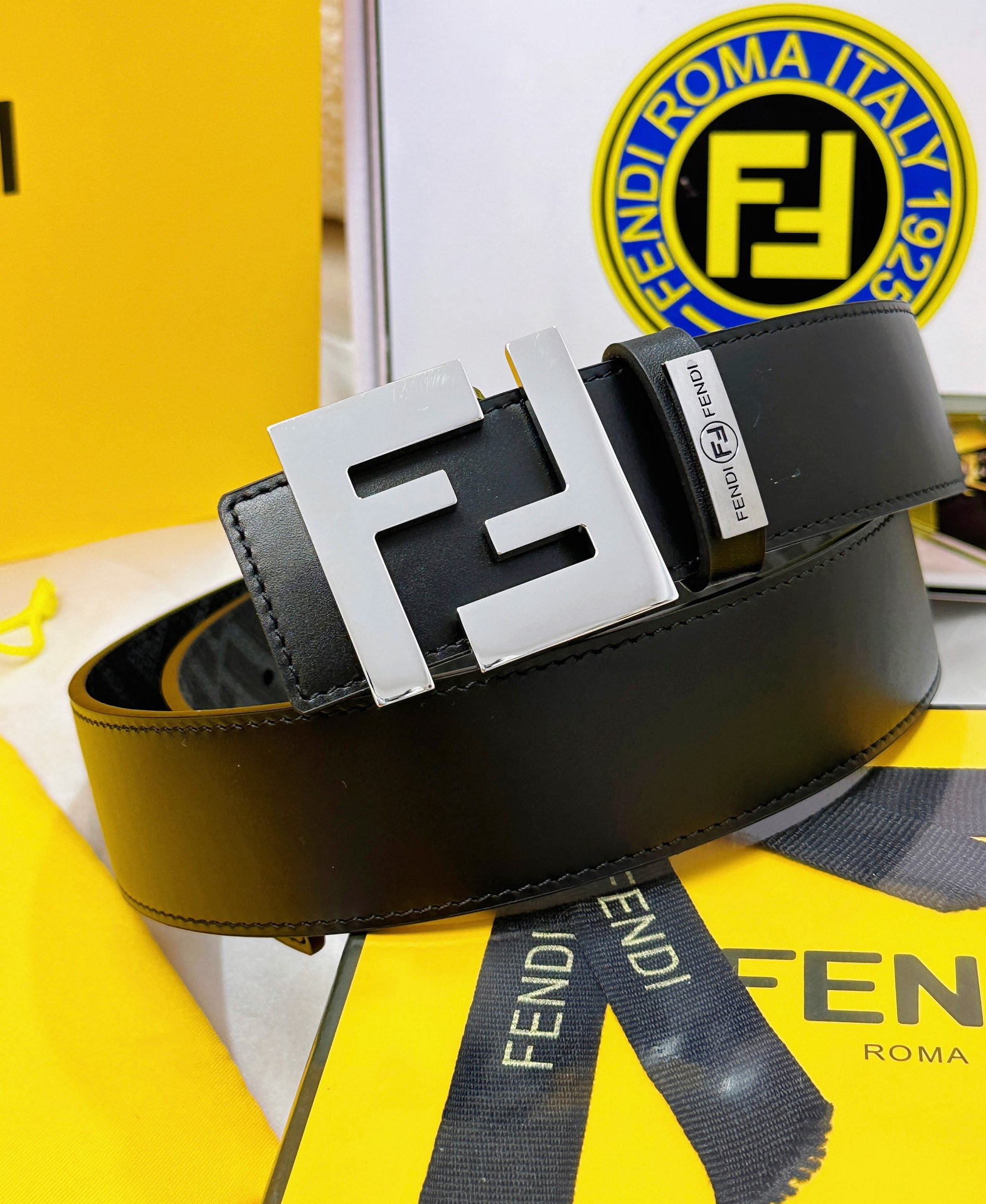 Fendi belt