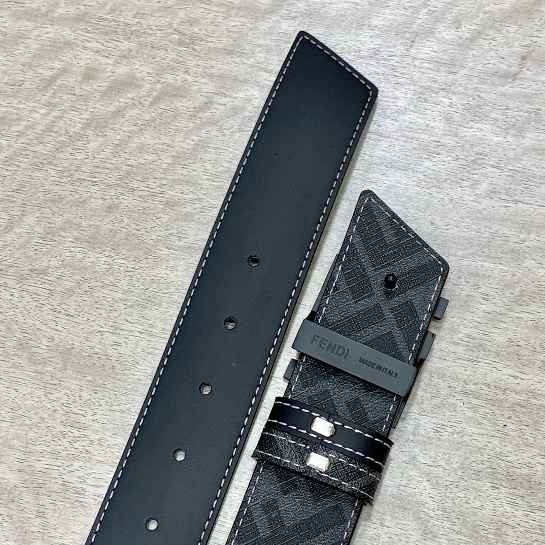 Fendi belt