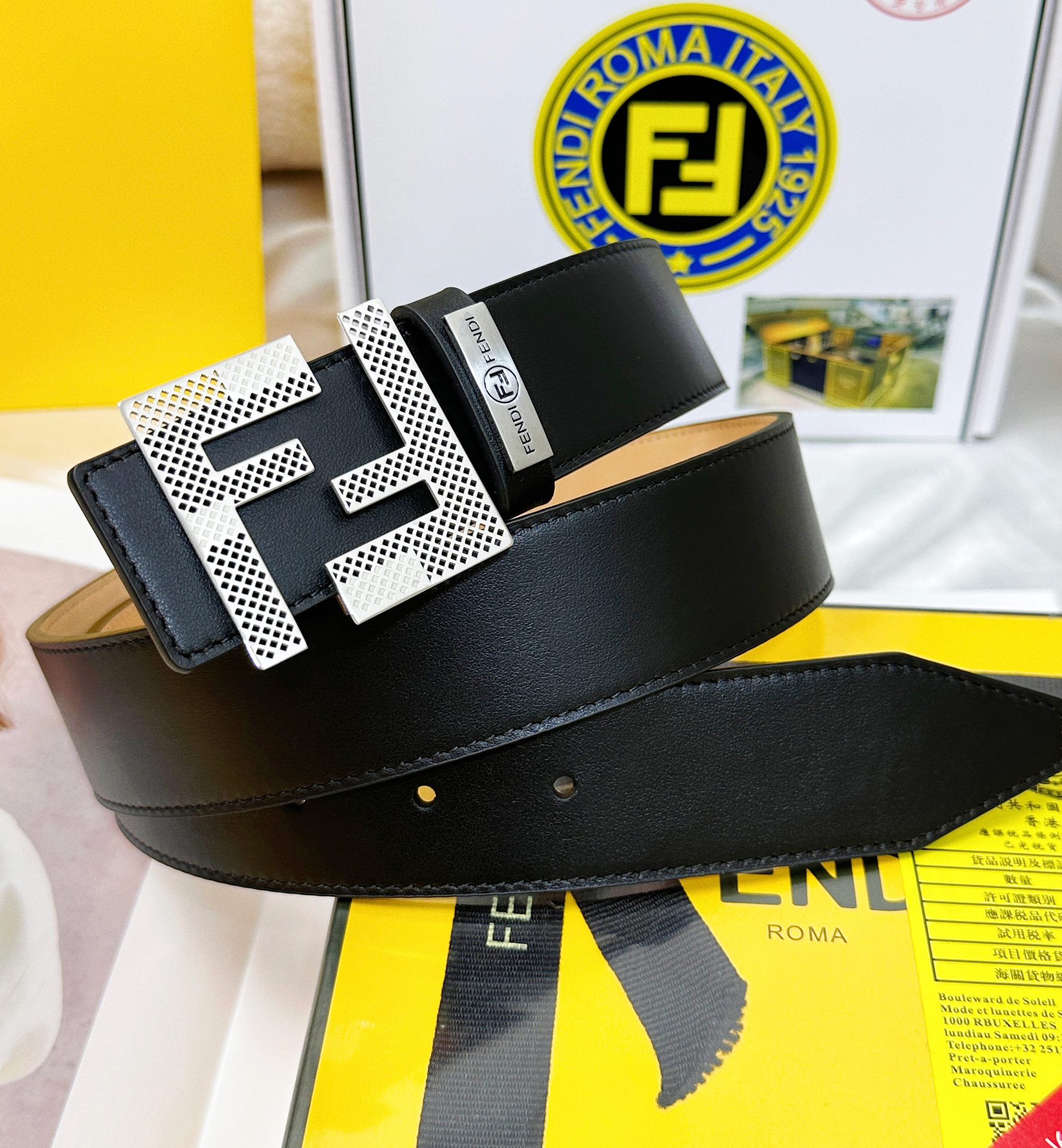 Fendi belt