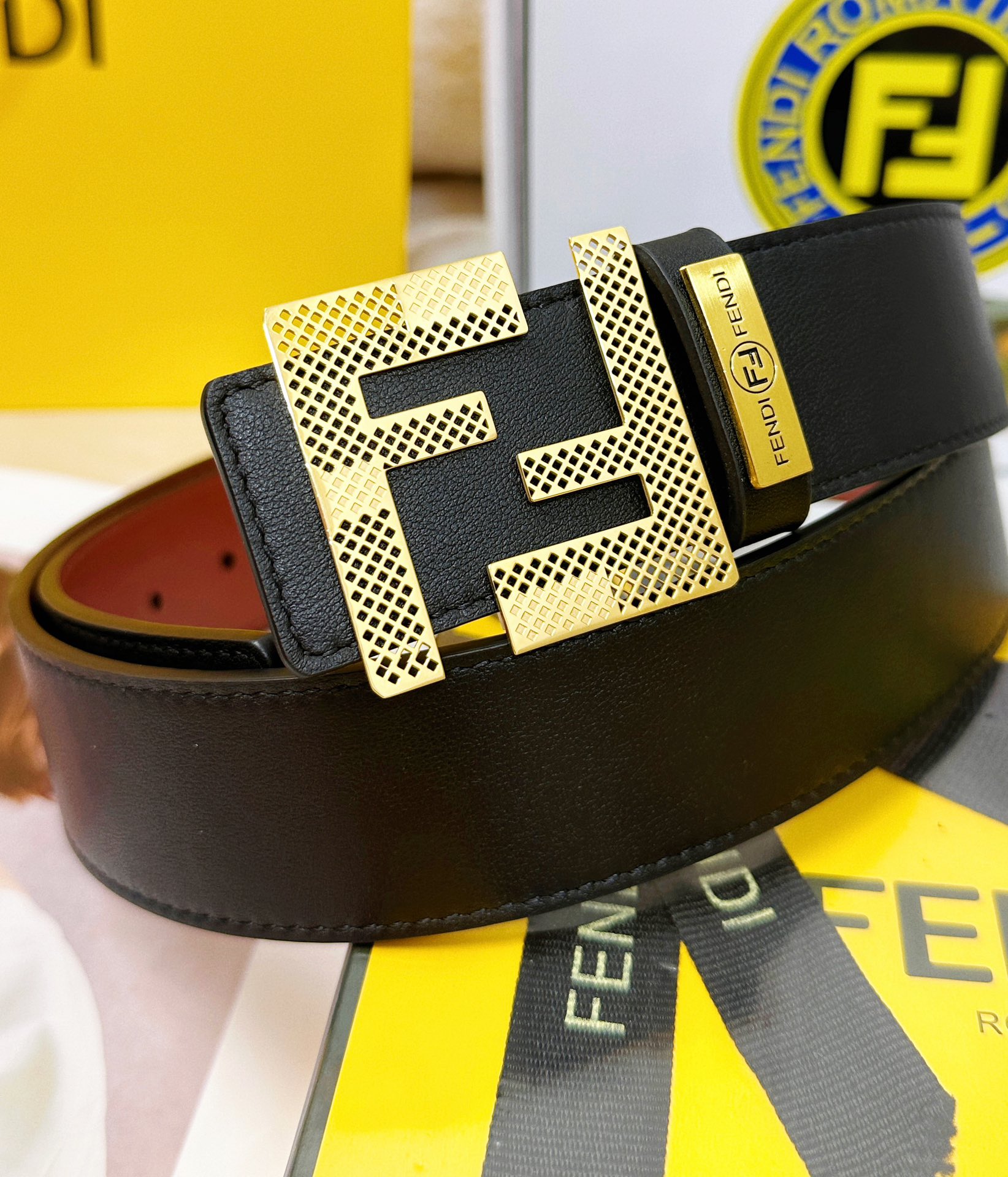 Fendi belt