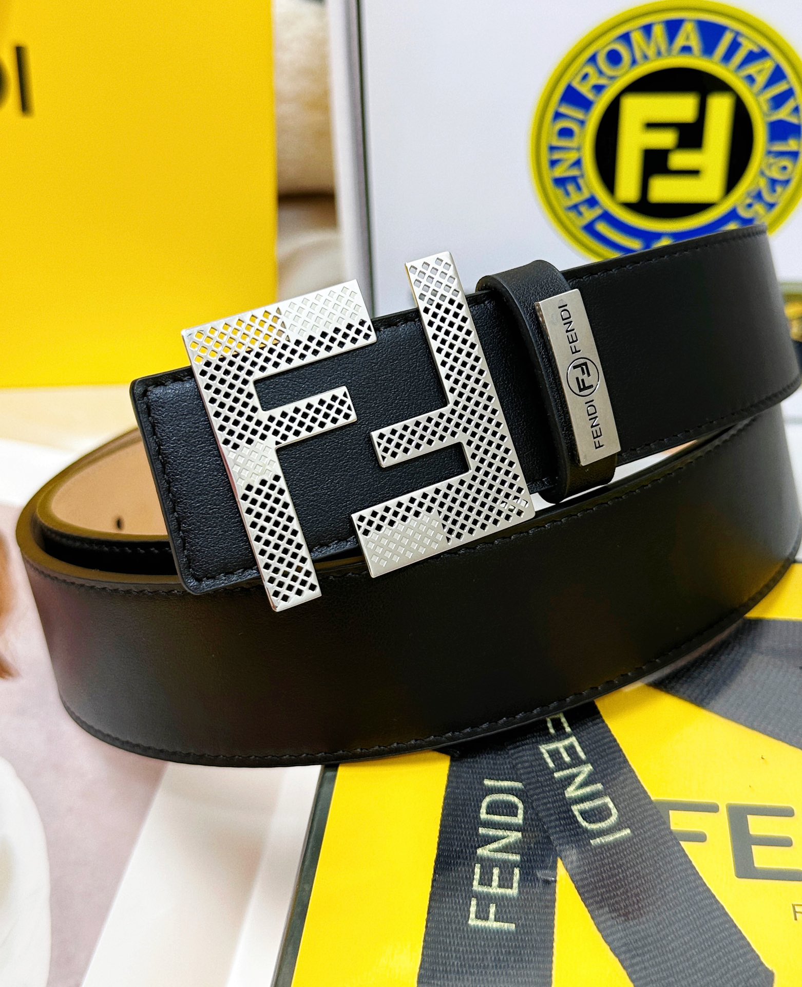 Fendi belt