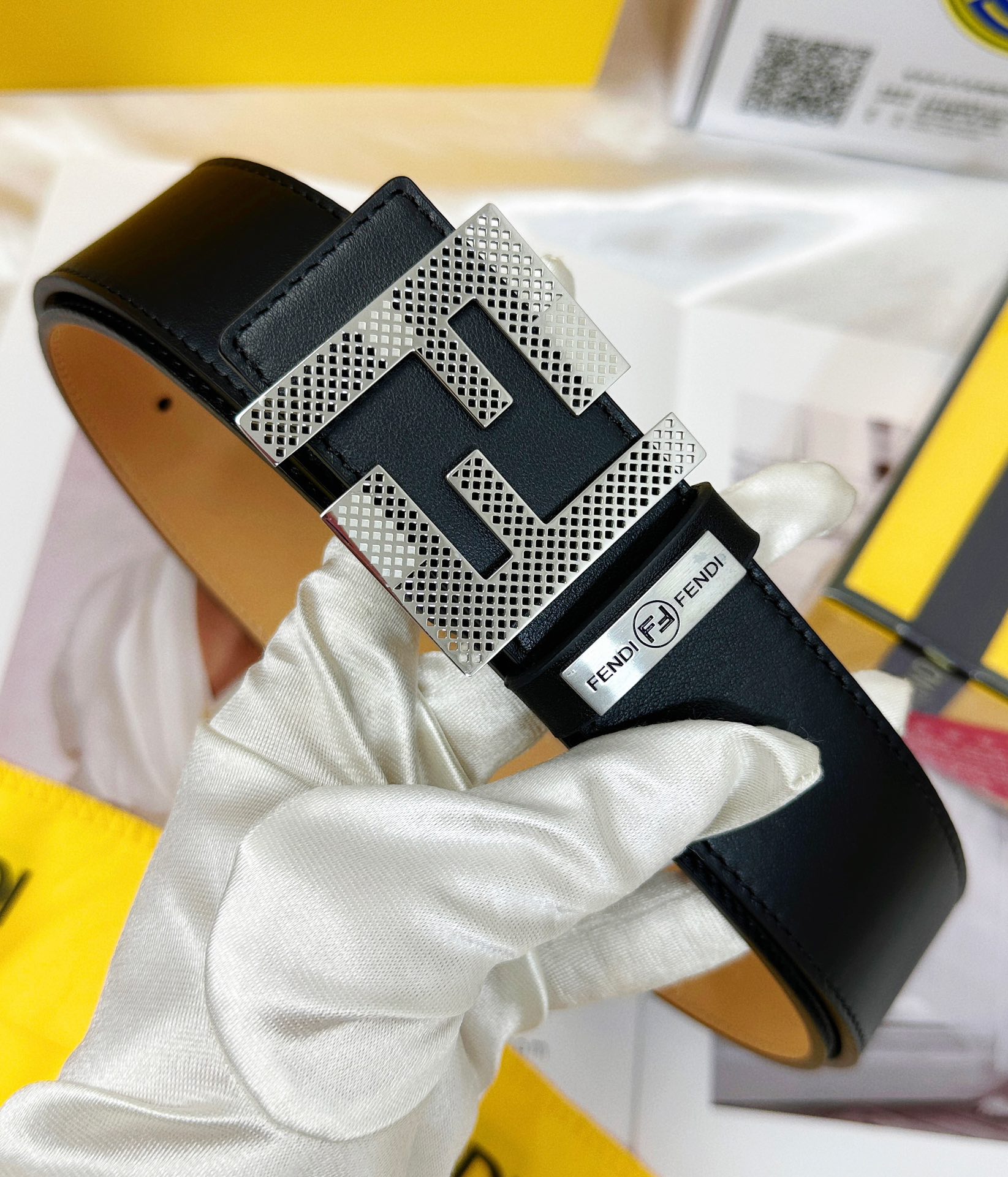 Fendi belt