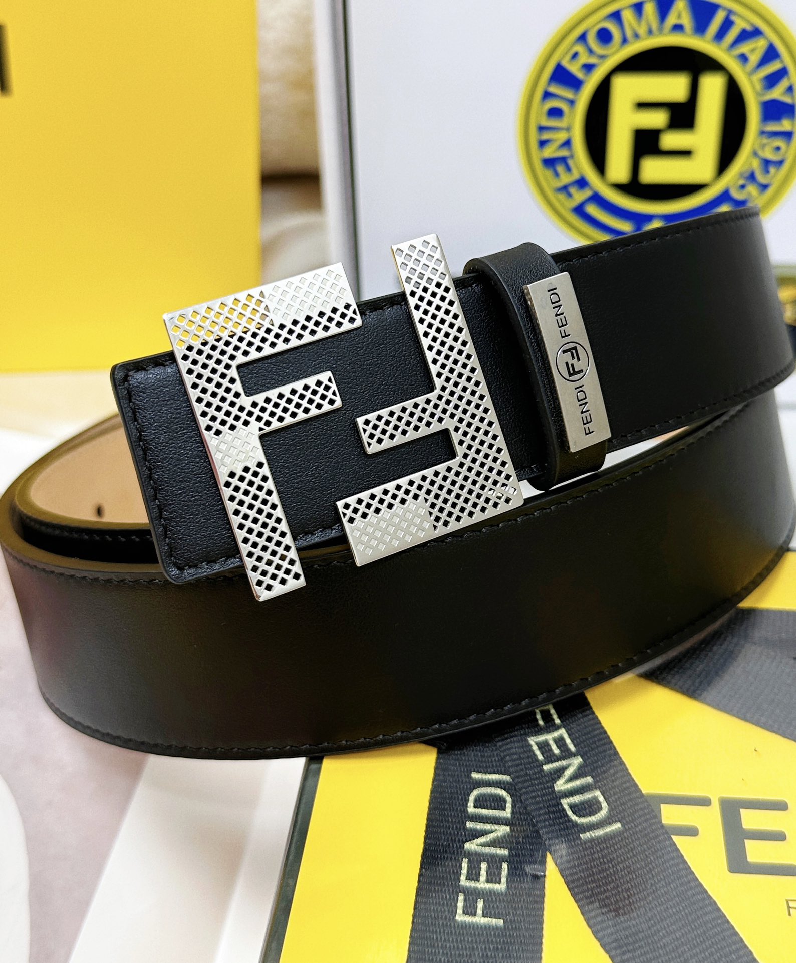 Fendi belt