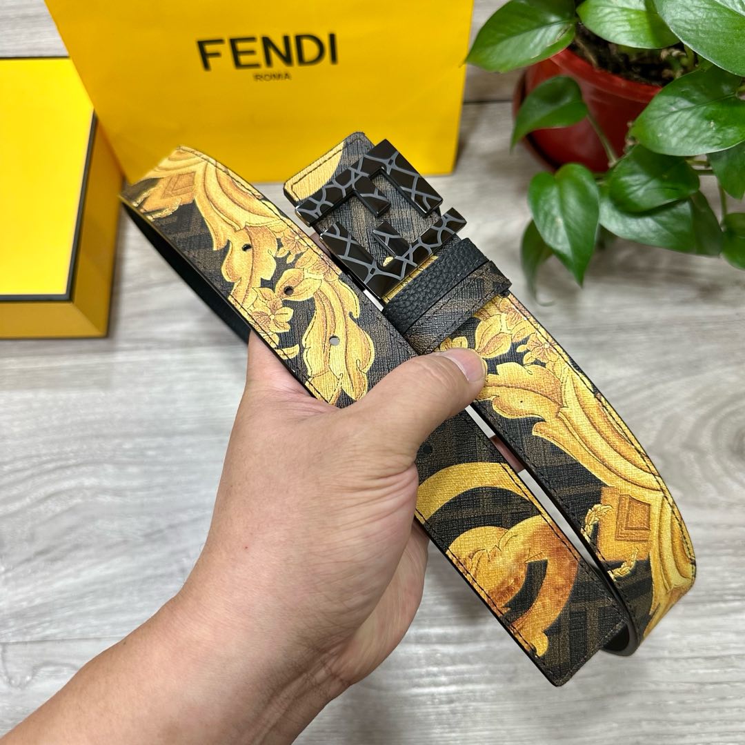 Fendi belt