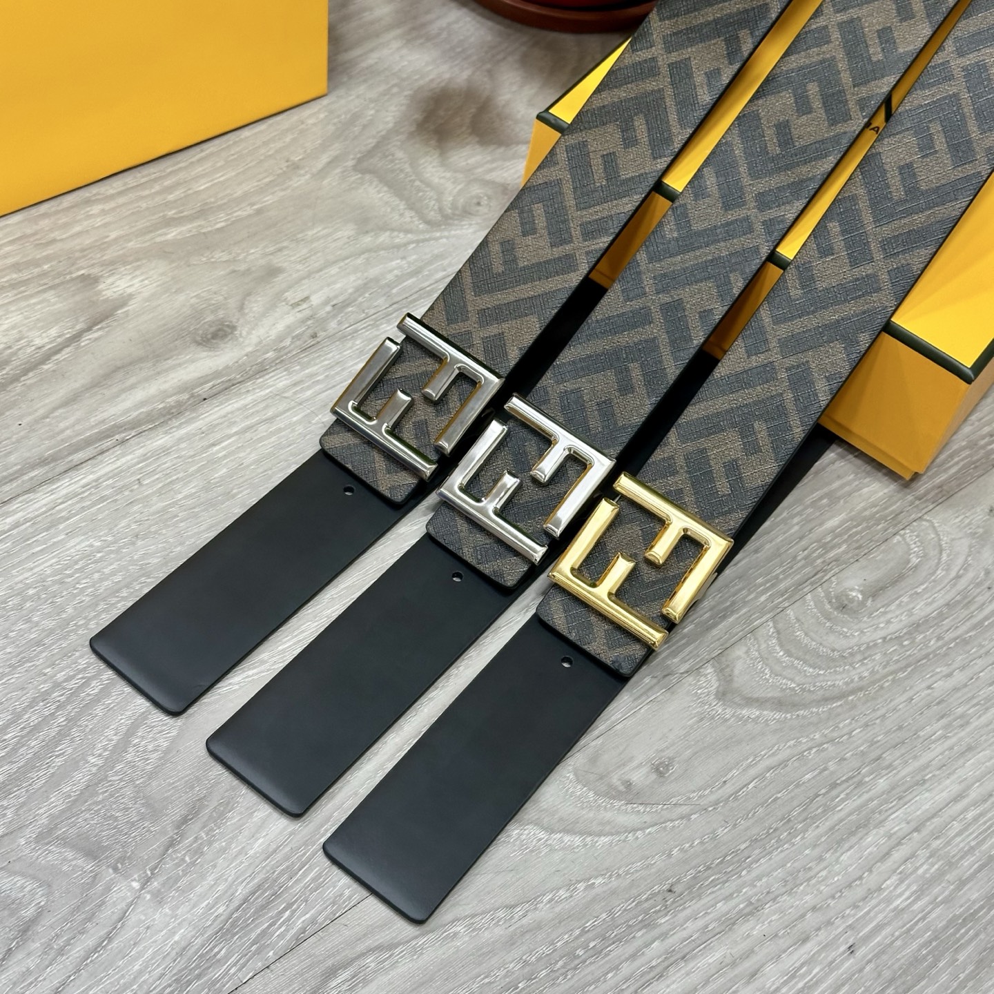 Fendi belt