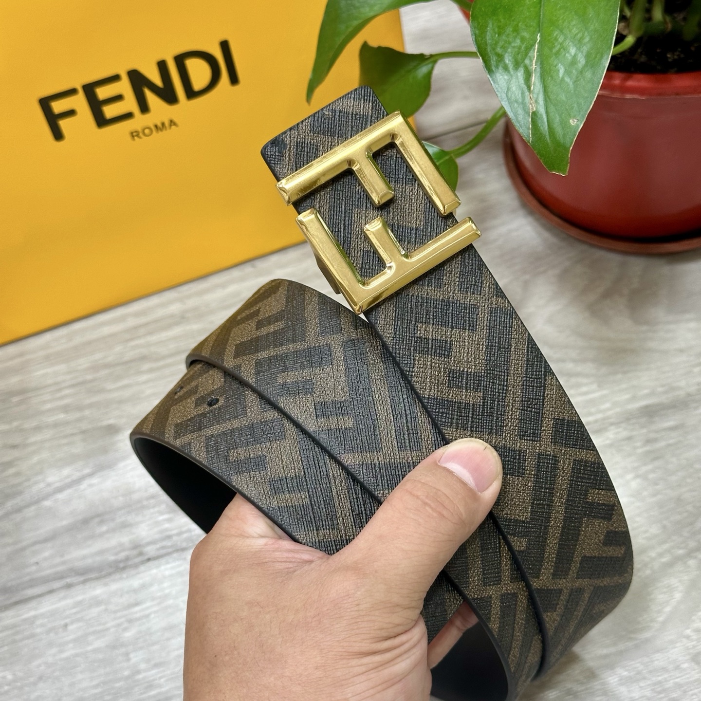 Fendi belt