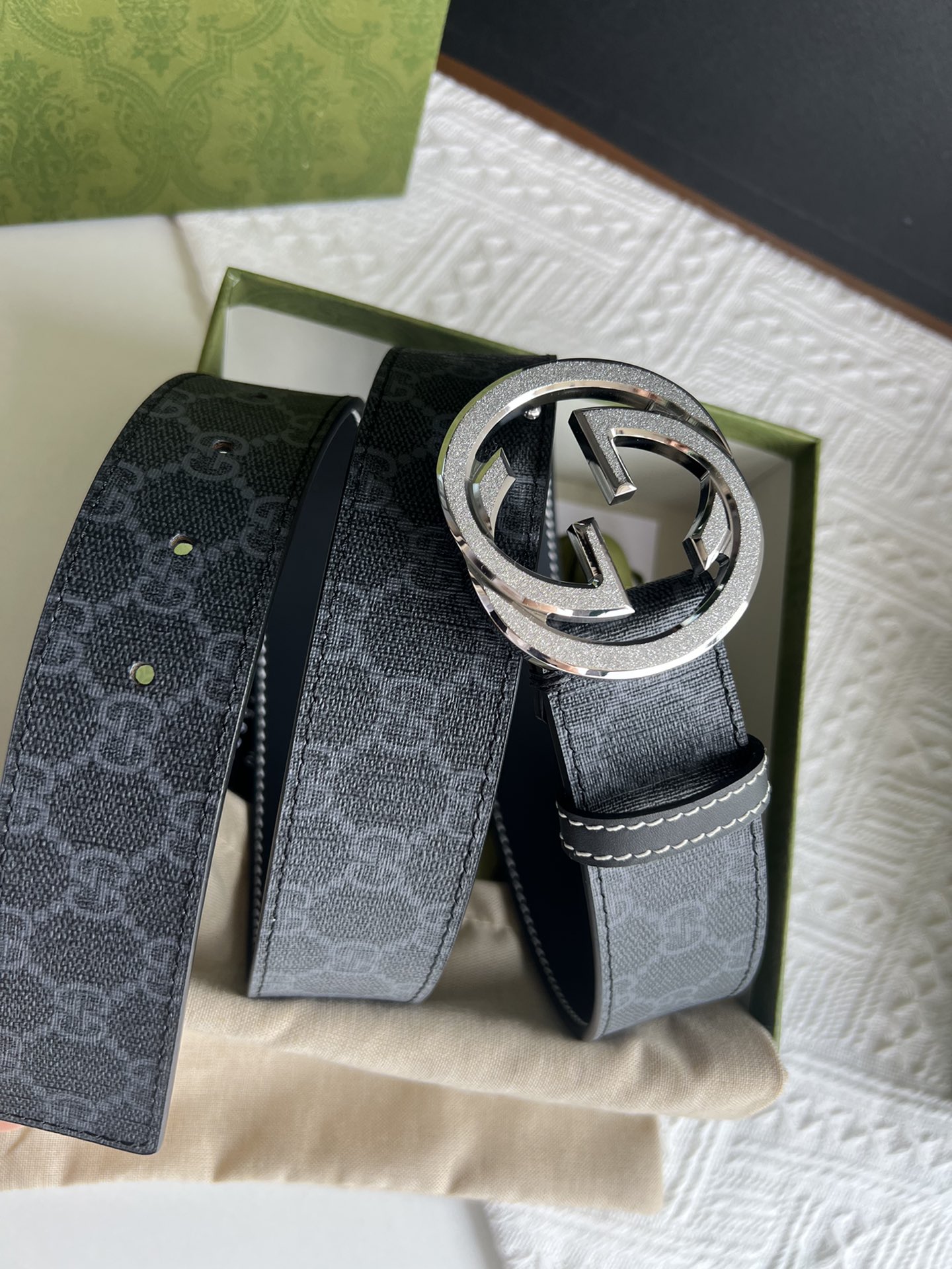 Gucci belt