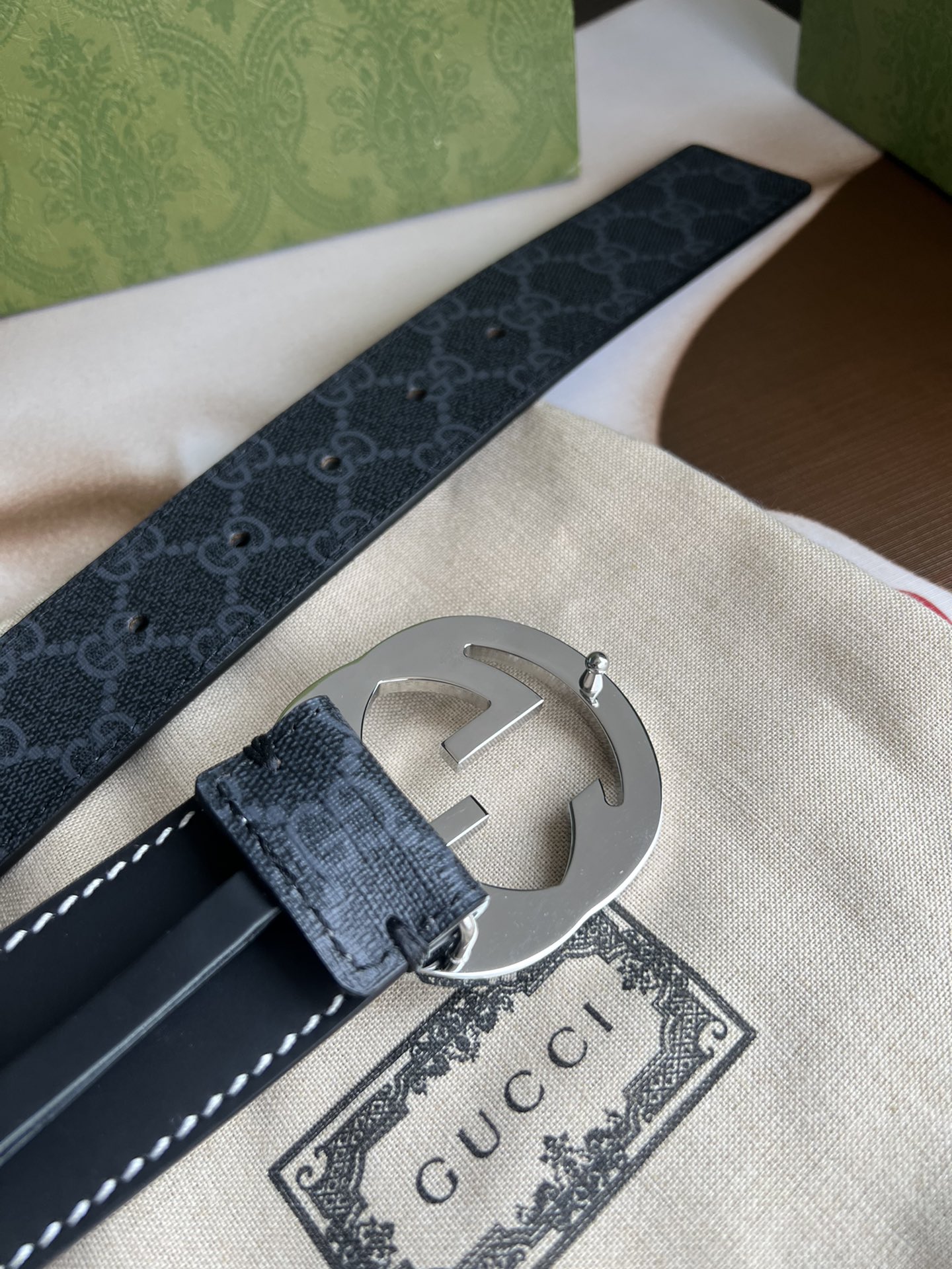 Gucci belt