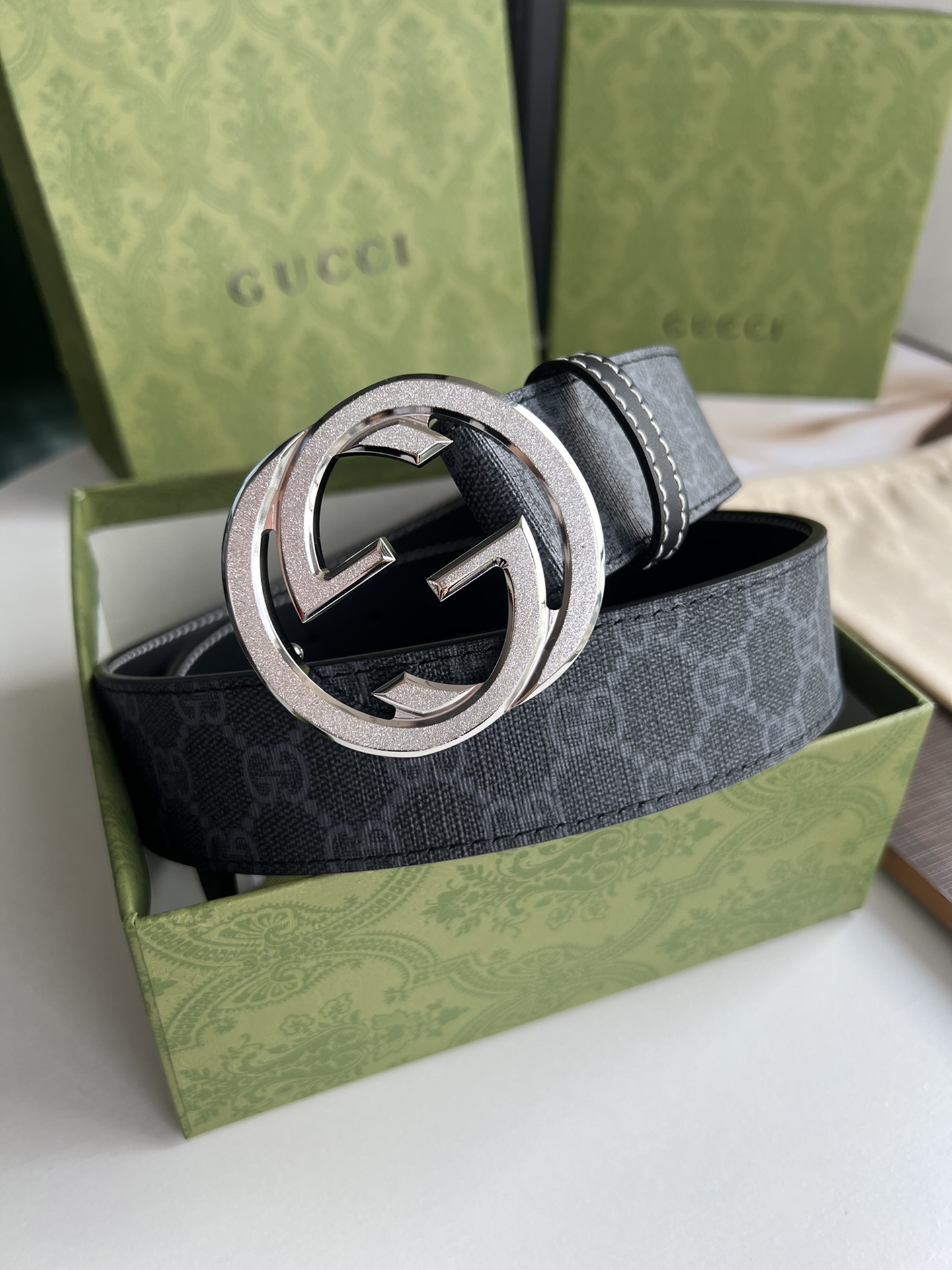 Gucci belt