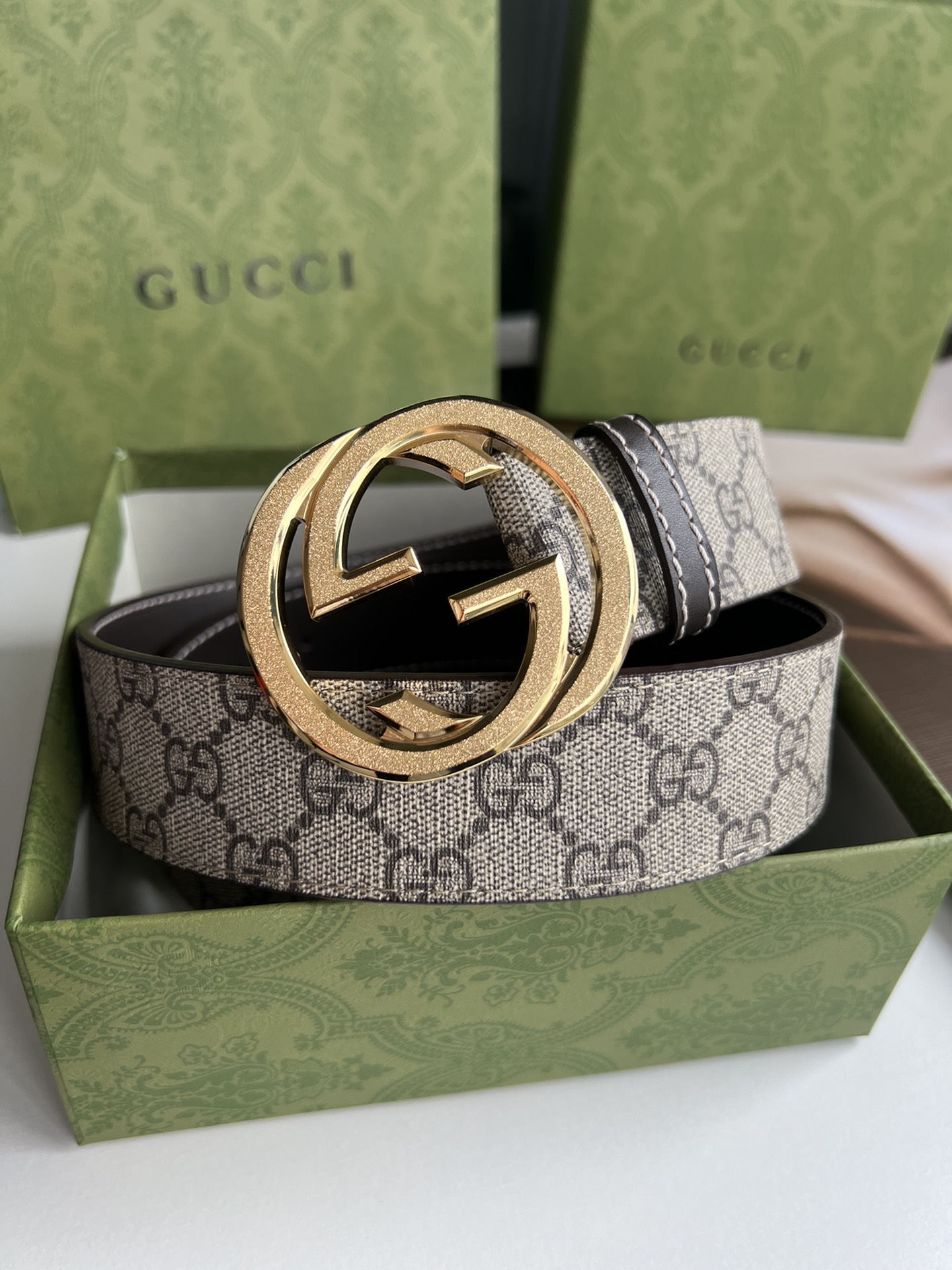 Gucci belt